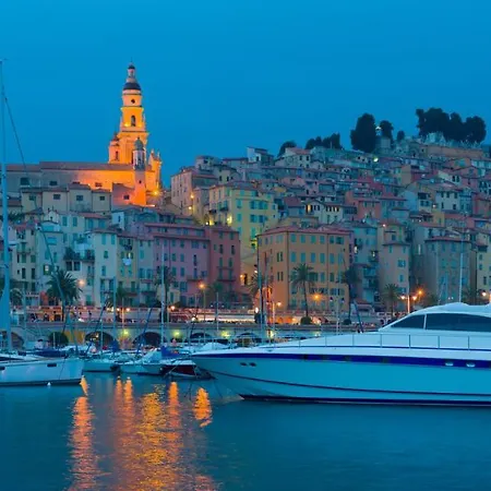 Bea Boat Charter Menton
